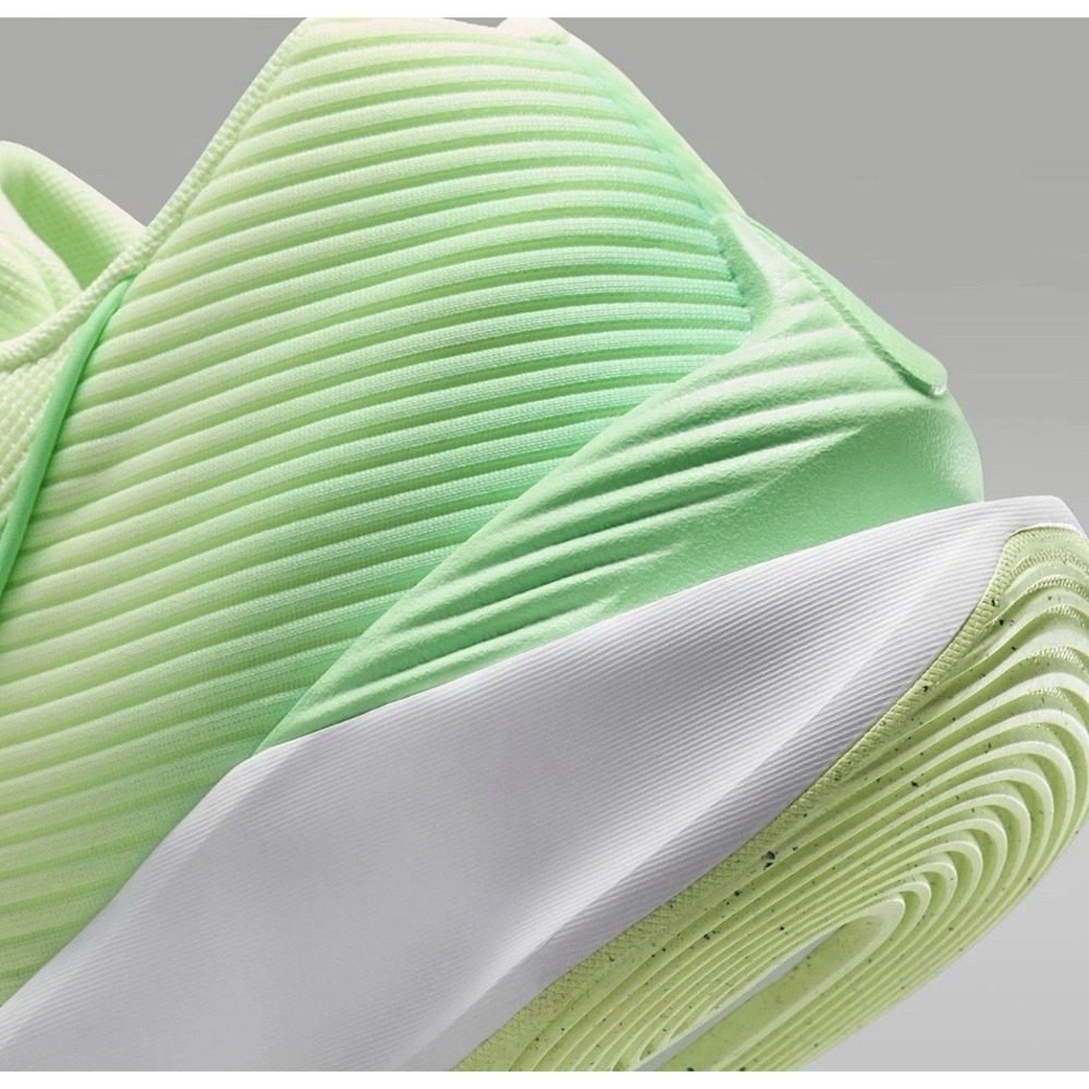 *NEW* Men's Size 12 Nike GT Jump Academy Basketball Volt‎ Green White FV5524-700 - Picture 3 of 9